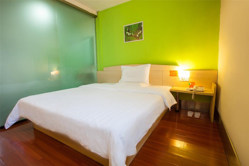 7Days Inn Premium Guangzhou Tianhe West Tiyu Road Subway Station Pokój zdjęcie